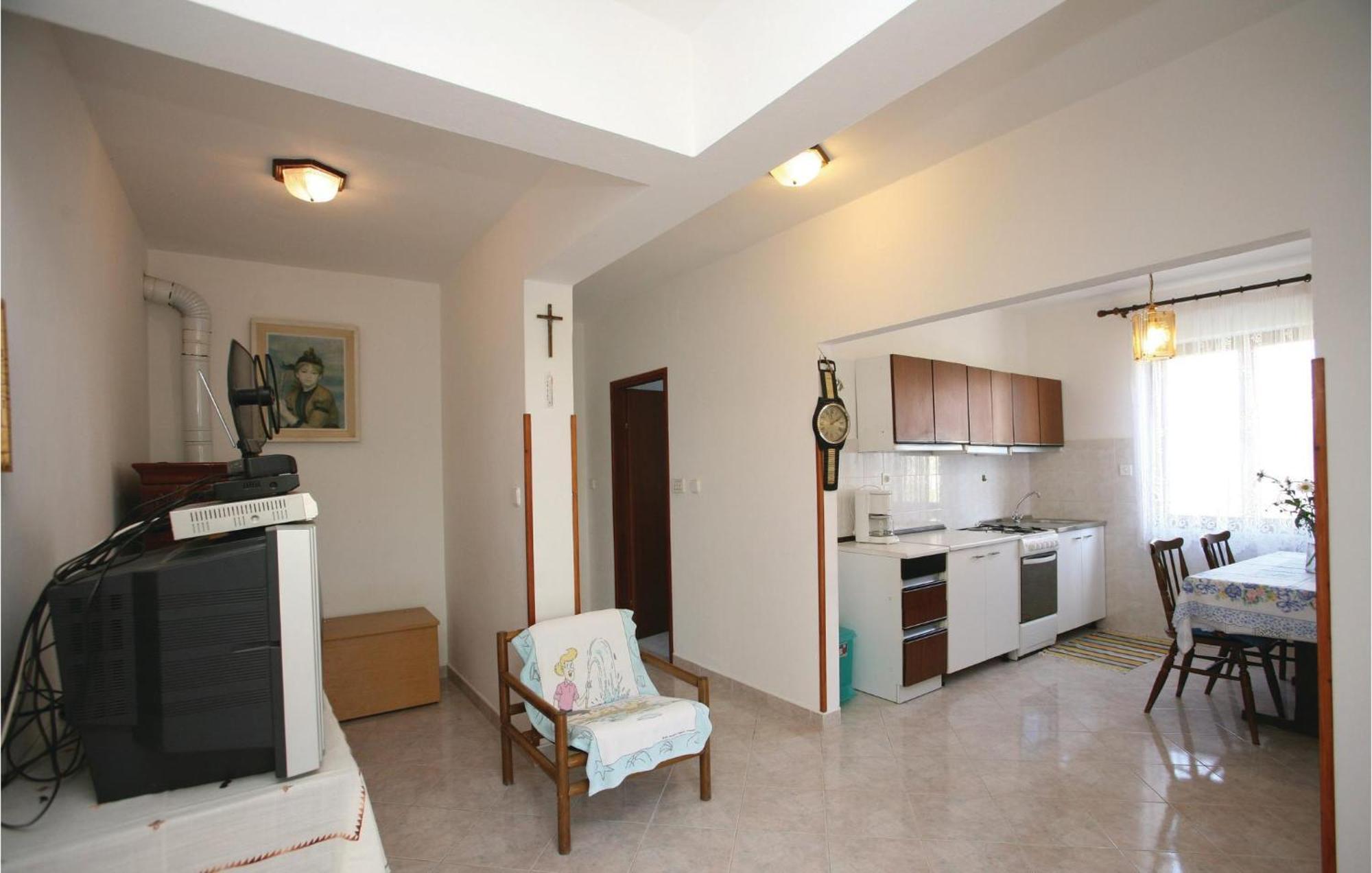 Raša 2 Bedroom Gorgeous Apartment In Labin מראה חיצוני תמונה