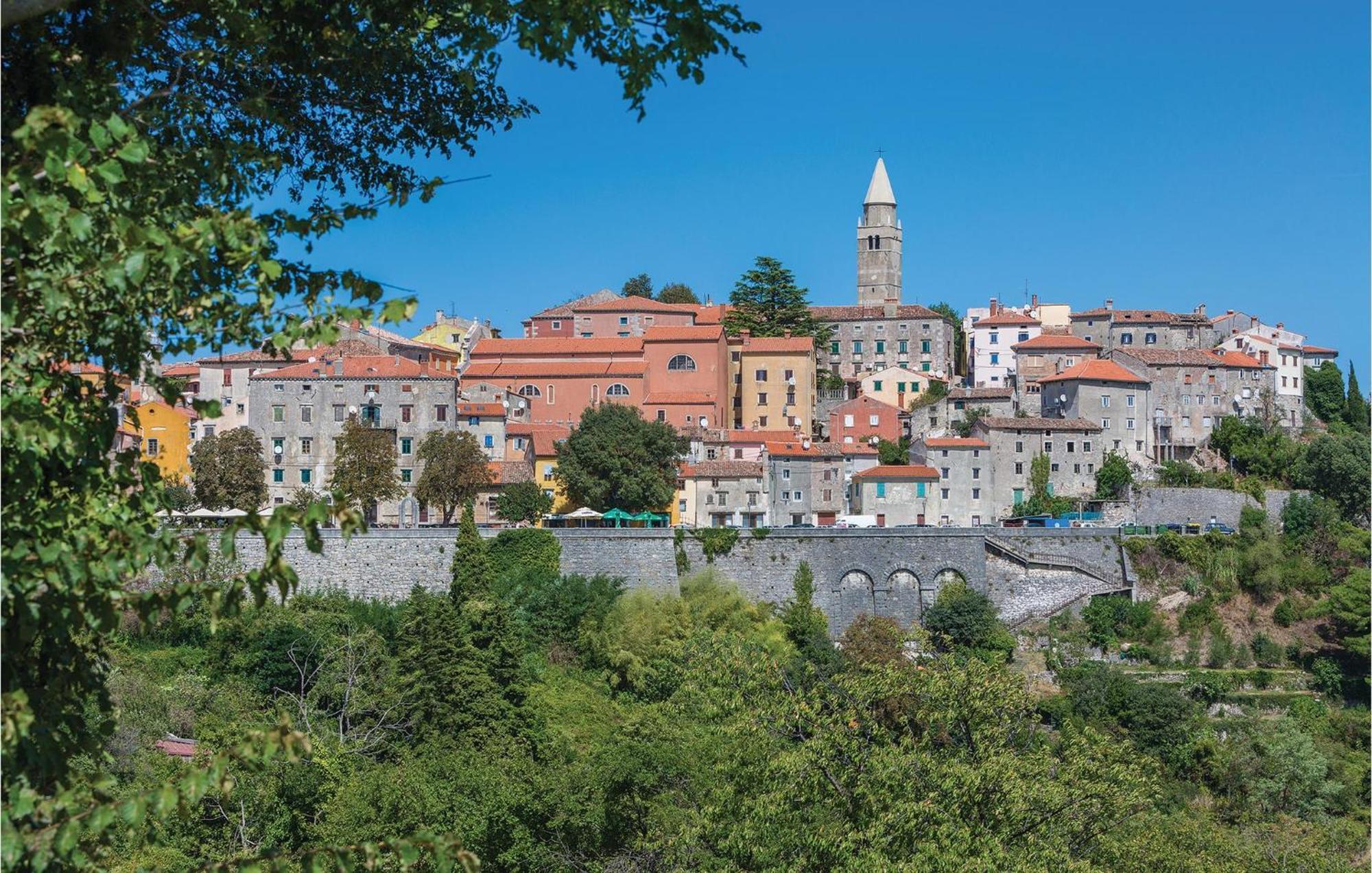 Raša 2 Bedroom Gorgeous Apartment In Labin מראה חיצוני תמונה